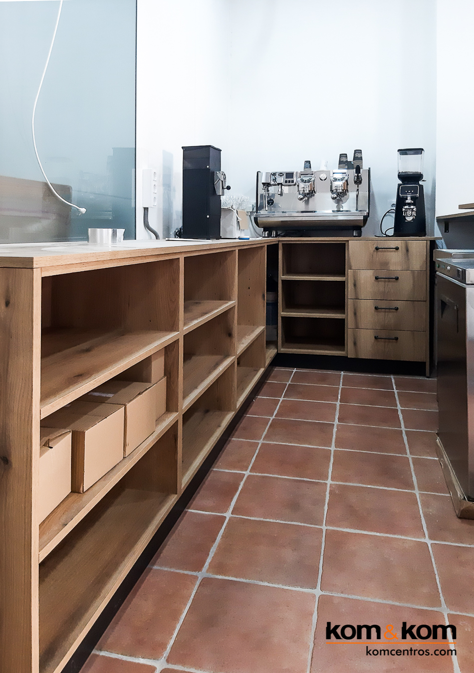 mueble hecho a medida para cafetería